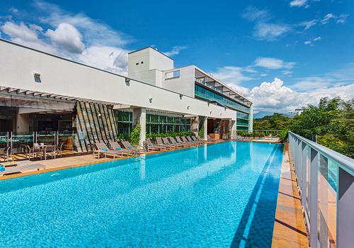 PISCINA LOUNGE ESTELAR Villavicencio Hotel & Centro de Convenciones Villavicencio